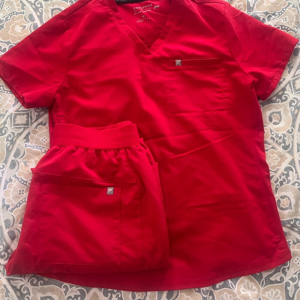 Fabletics Vibrant Red Women's Scrub Set